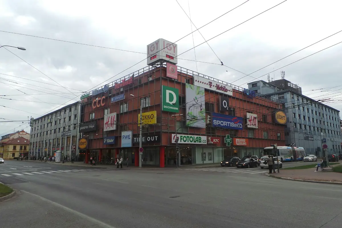 Albert Supermarket